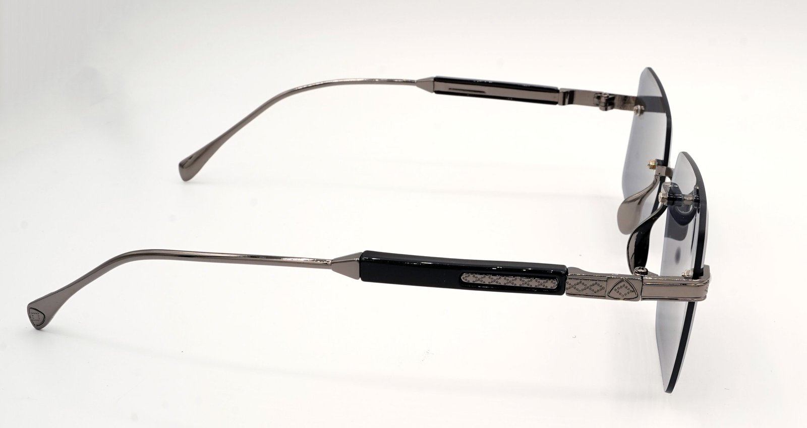 Fendi Sky Square Sunglasses - Image 2